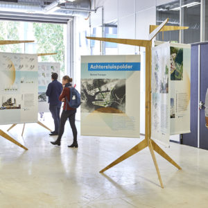 Ontwerp Reizende tentoonstelling Amsterdam Re-places, Academy of Architecture.